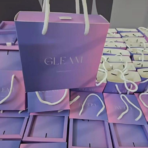 أكياس مطبوعة مخصصة بجودة عالية للطباعة التجارية في الرياض